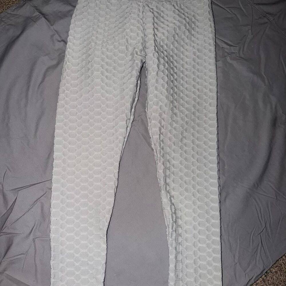 No-brand Women's White and Grey Leggings